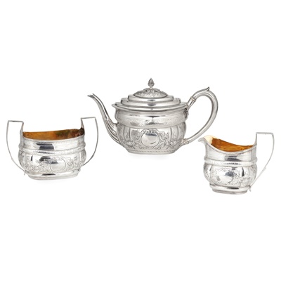 Lot 98 - A matched George III three-piece tea service