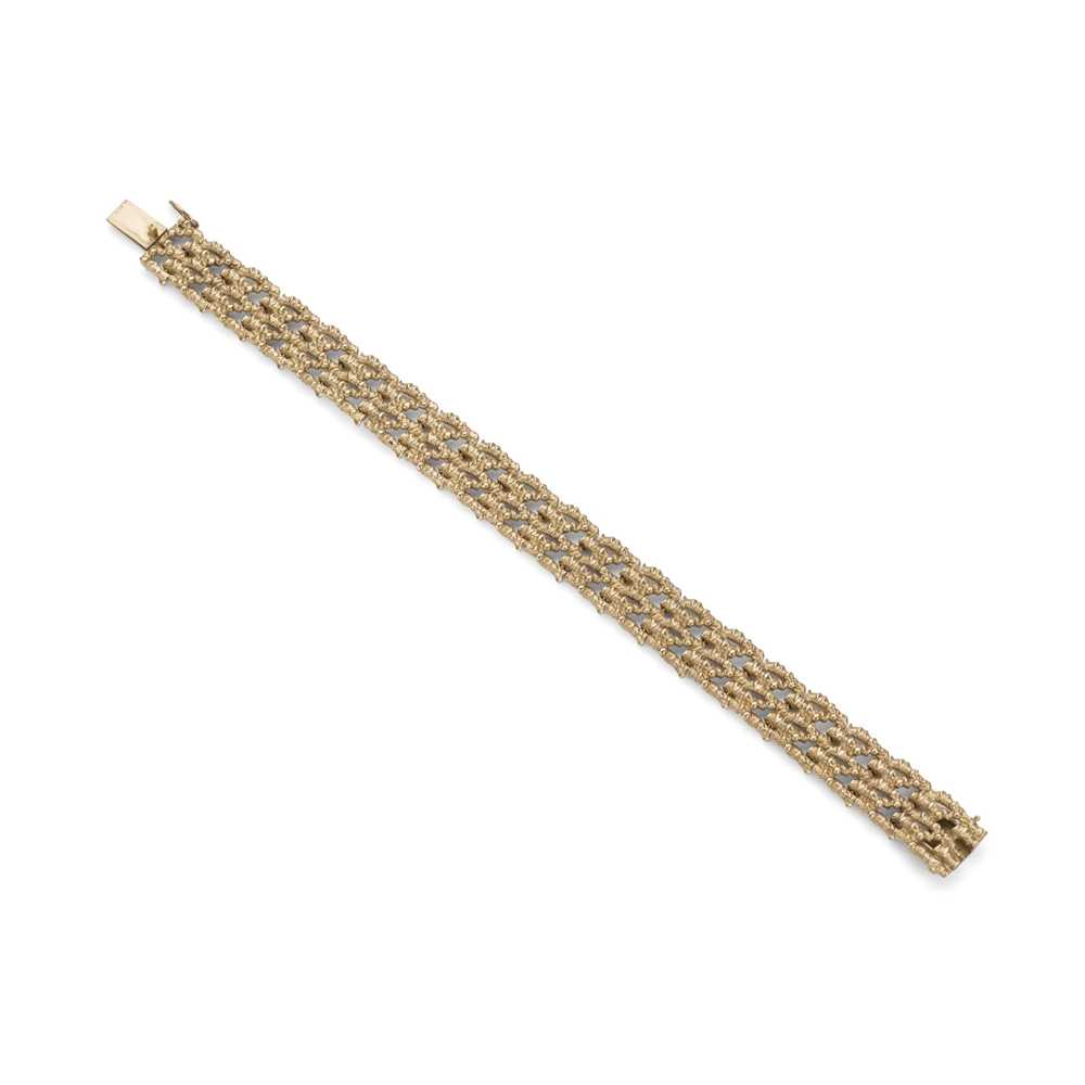 Lot 65 - S J Rose: A 1960s 9ct gold bracelet