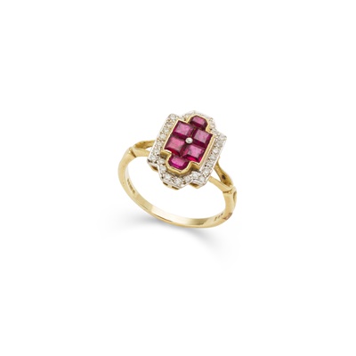 Lot 6 - A ruby and diamond cluster ring