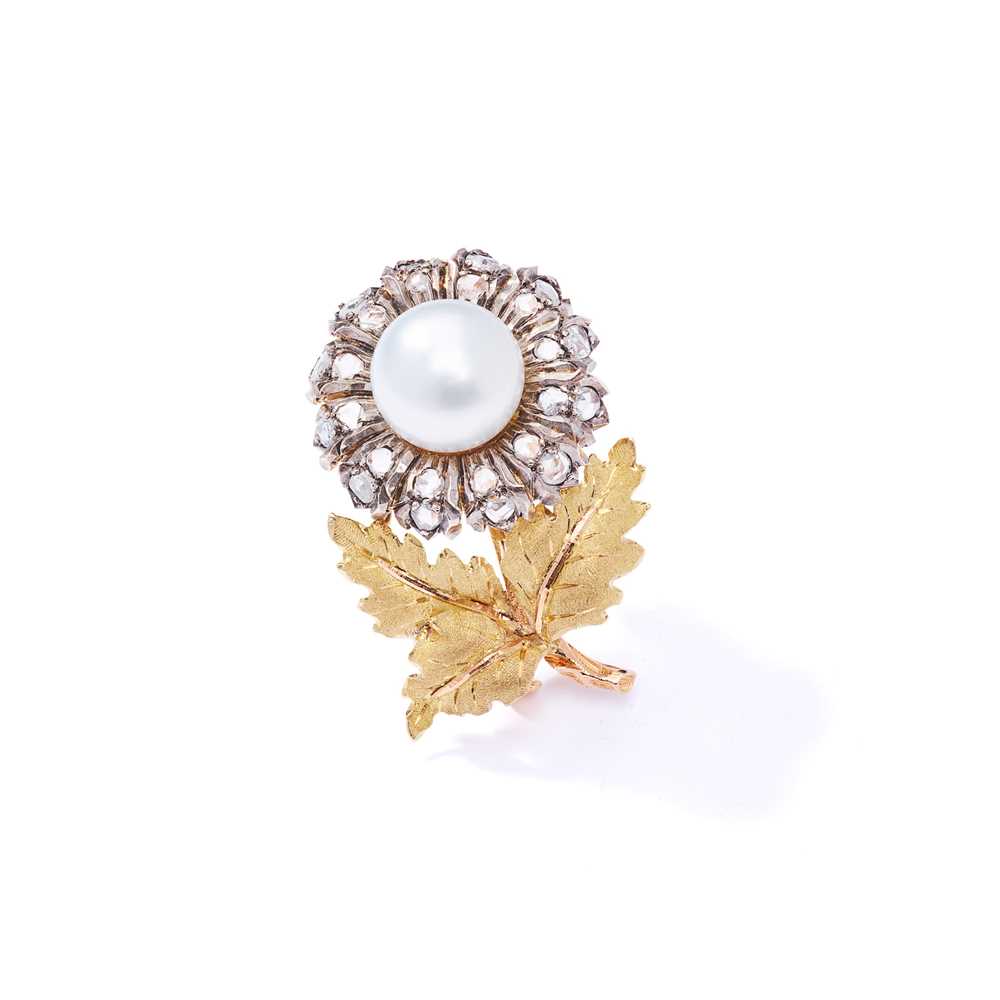 Lot 93 - Buccellati: A cultured pearl and diamond brooch