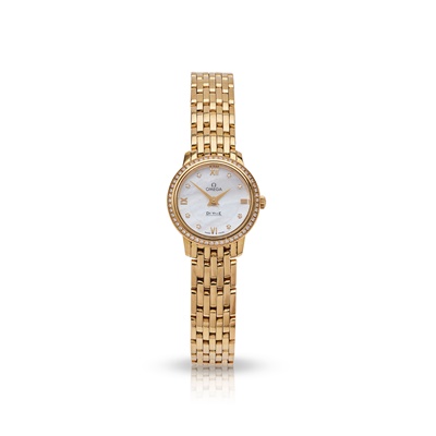Lot 181 - Omega: A diamond-set wristwatch