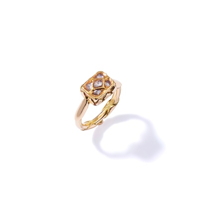 Lot 127 - A 19th century Indian diamond dress ring
