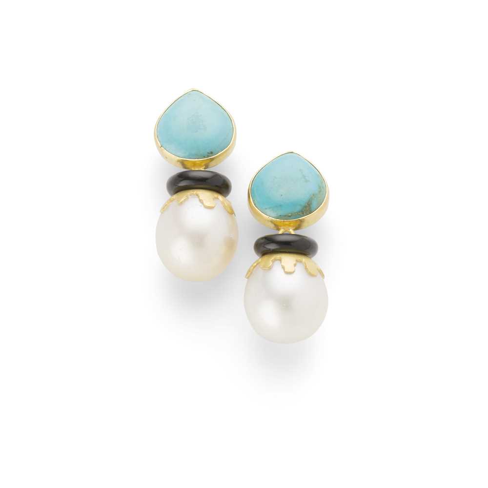 Lot 54 - A pair of turquoise, onyx and cultured pearl pendent earrings