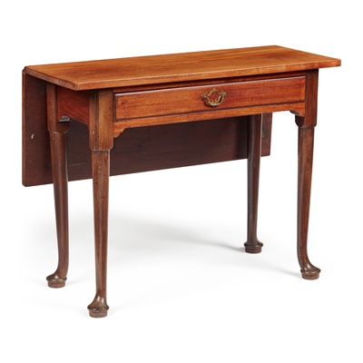 Lot 10 - A GEORGE II MAHOGANY DROP-LEAF BEDROOM TABLE, IN THE MANNER OF ALEXANDER  PETER