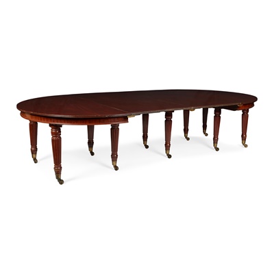 Lot 192 - REGENCY STYLE MAHOGANY EXTENDING DINING TABLE, ATTRIBUTED TO WARING & GILLOW