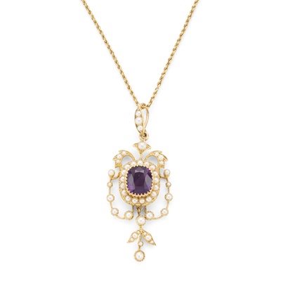 Lot 165 - A late Victorian amethyst and seed pearl pendant