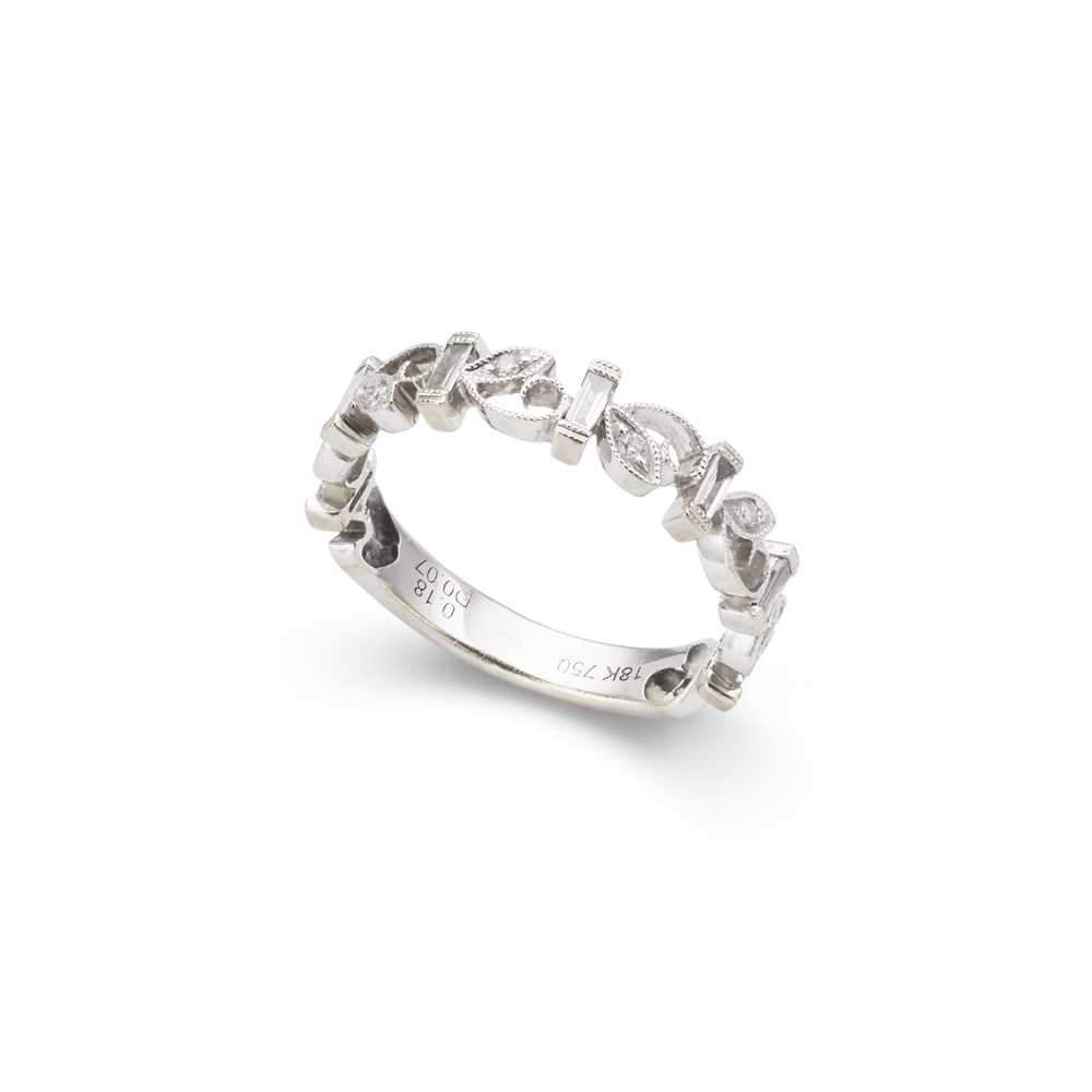 Lot 24 - A diamond half-eternity ring
