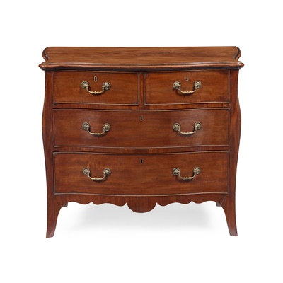Lot 149 - GEORGE III MAHOGANY SERPENTINE CHEST OF DRAWERS