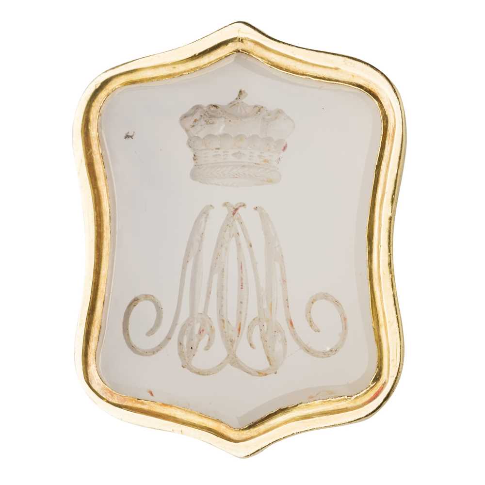 Lot 37 - A VISCOUNT'S AGATE AND GOLD MOUNTED DESK SEAL, CIRCA 1840s