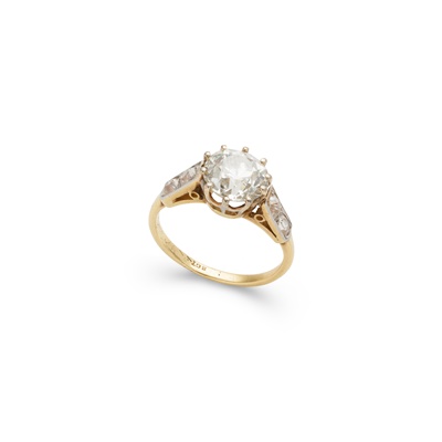 Lot 6 - A diamond single-stone ring