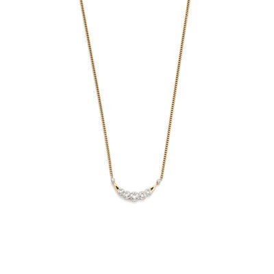 Lot 148 - A diamond pendant necklace