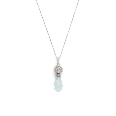 Lot 125 - An aquamarine and diamond pendant