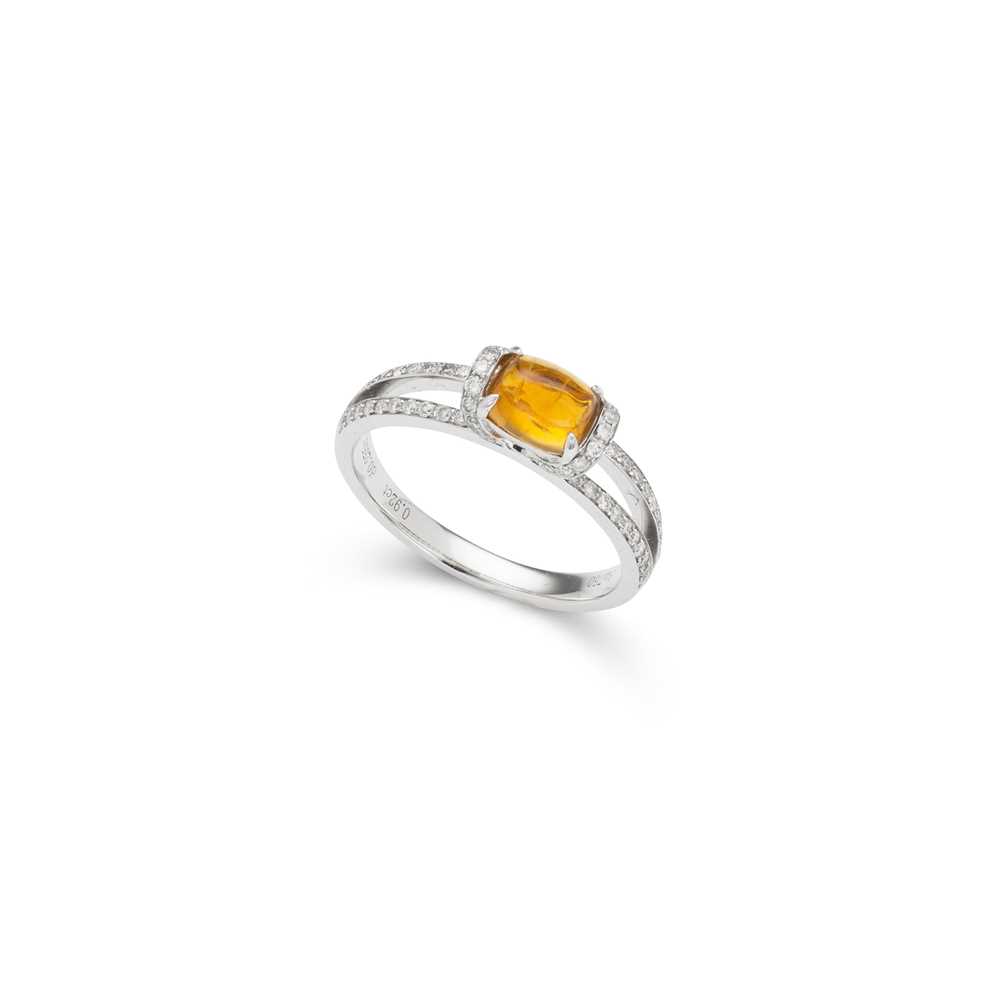 Lot 51 - A citrine and diamond ring