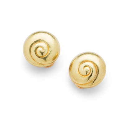 Lot 73 - Leo de Vroomen: A pair of earrings