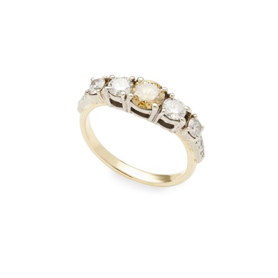 Lot 27 - A yellow and colourless diamond five-stone ring