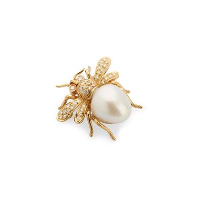Lot 216 - A pearl and diamond bug brooch