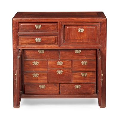 Lot 13 - HARDWOOD CHEST OF DRAWERS