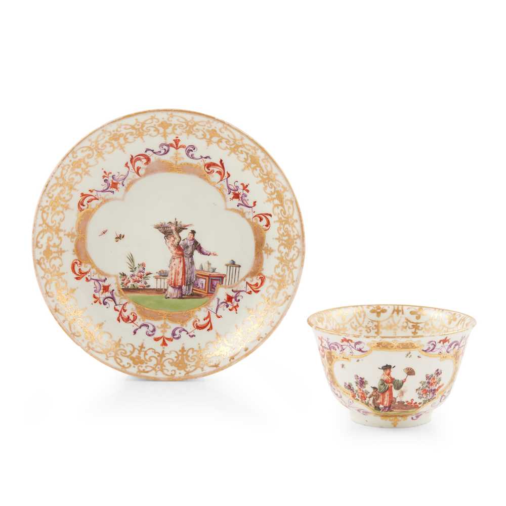Lot 2 - MEISSEN TEABOWL AND MATCHED SAUCER