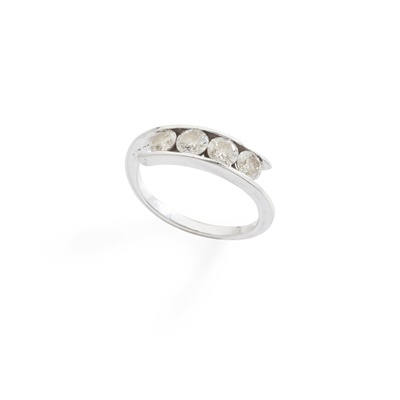 Lot 134 - A diamond four-stone ring