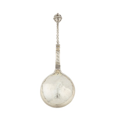Lot 57 - An early 17th-Century Norwegian parcel-gilt silver spoon