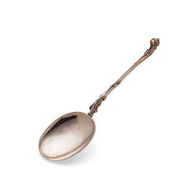 Lot 12 - A 17th-century Dutch Auricular spoon