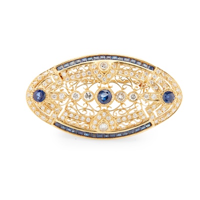 Lot 160 - A sapphire and diamond brooch