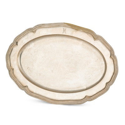 Lot 5 - A set of two early 20th-century German graduated trays