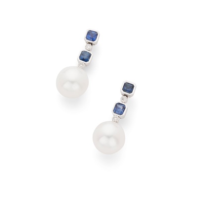 Lot 191 - A pair of cultured pearl, sapphire and diamond pendent earrings
