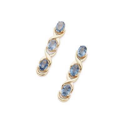 Lot 161 - A pair of sapphire pendent earrings