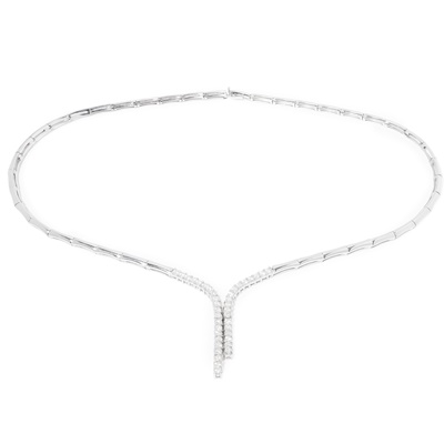 Lot 51 - A diamond necklace