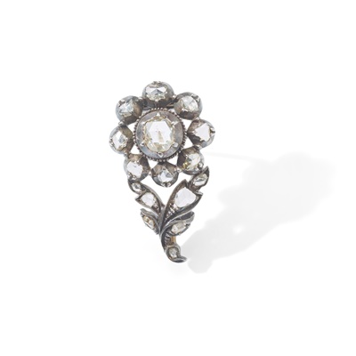 Lot 105 - A late 19th century diamond brooch