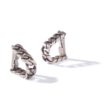 Lot 114 - Hermès: A pair of silver cufflinks