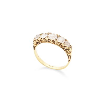 Lot 3 - A diamond five-stone ring