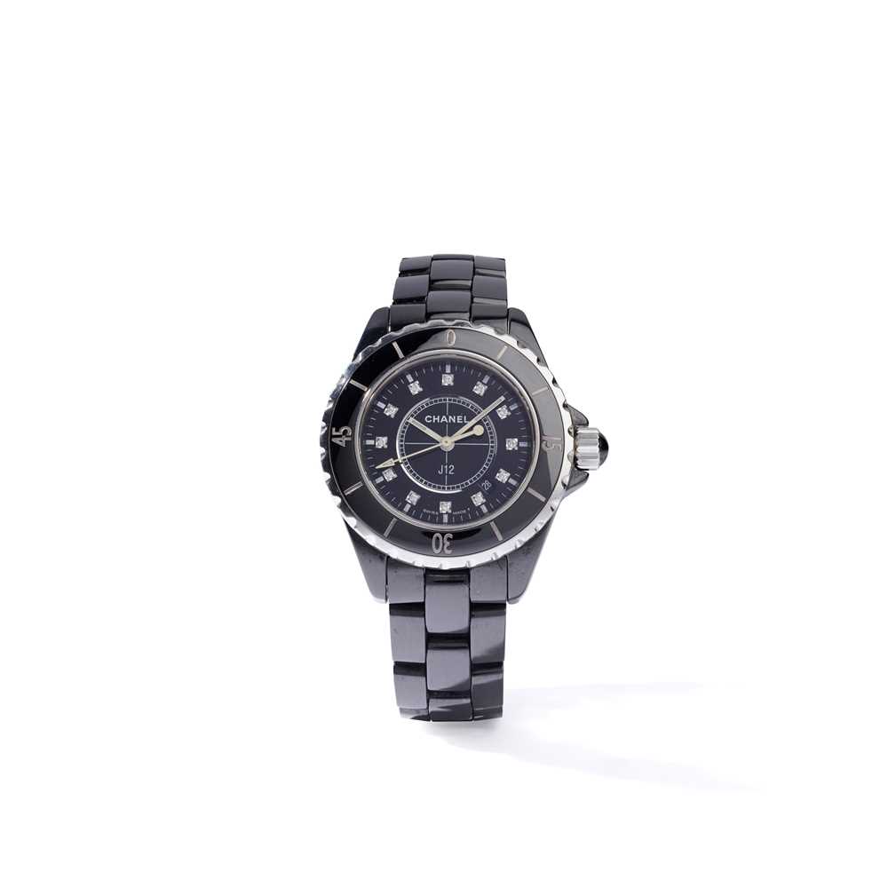Lot 121 - Chanel: A diamond-set 'J12' wristwatch