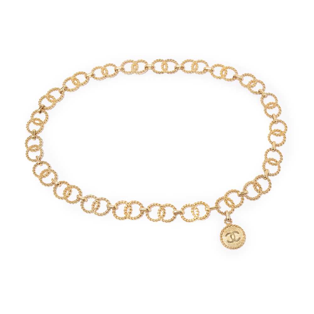 Lot 94 - Chanel: A gilt medallion chain belt