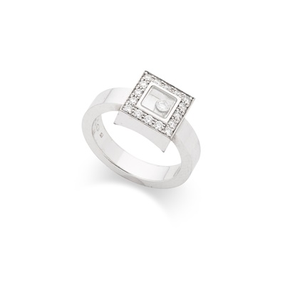 Lot 82 - Chopard: A 'Happy Diamonds' ring