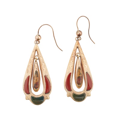 Lot 93 - A PAIR OF VICTORIAN GOLD MOUNTED SCOTTISH AGATE EARRINGS