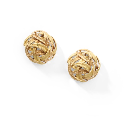 Lot 73 - Attributed to Hermes: A pair of earclips