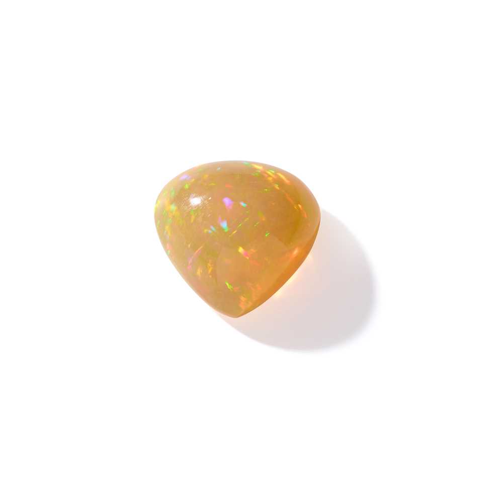 Lot 26 - An unmounted opal