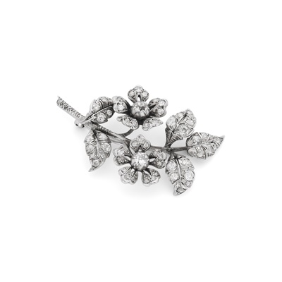Lot 2 - A diamond floral spray brooch