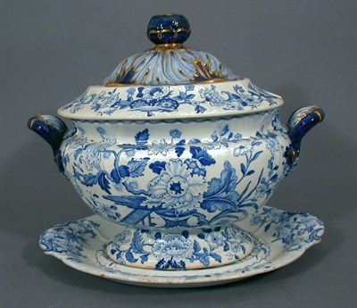 Lot 63 - An English blue printed 'Dresden' opaque china...