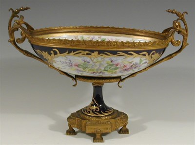 Lot 88 - A late 19th century Sevres style oval comporte