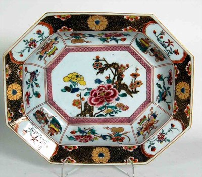 Lot 65 - An 18th century Chinese export vegetable tureen